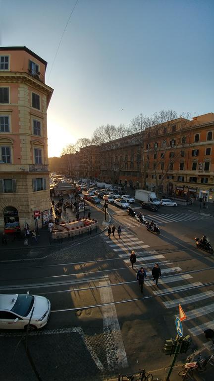 Luca'S Vatican Hospitality Roma Ngoại thất bức ảnh